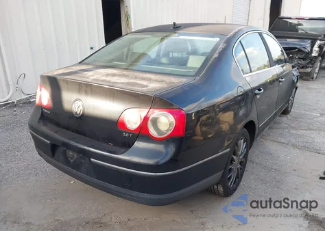 2009 Volkswagen Passat Komfort z USA, uszkodzony, nr VIN WVWJK73C69P038916